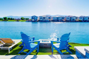 Lakeside Lavish with Pool Table and EV 220v